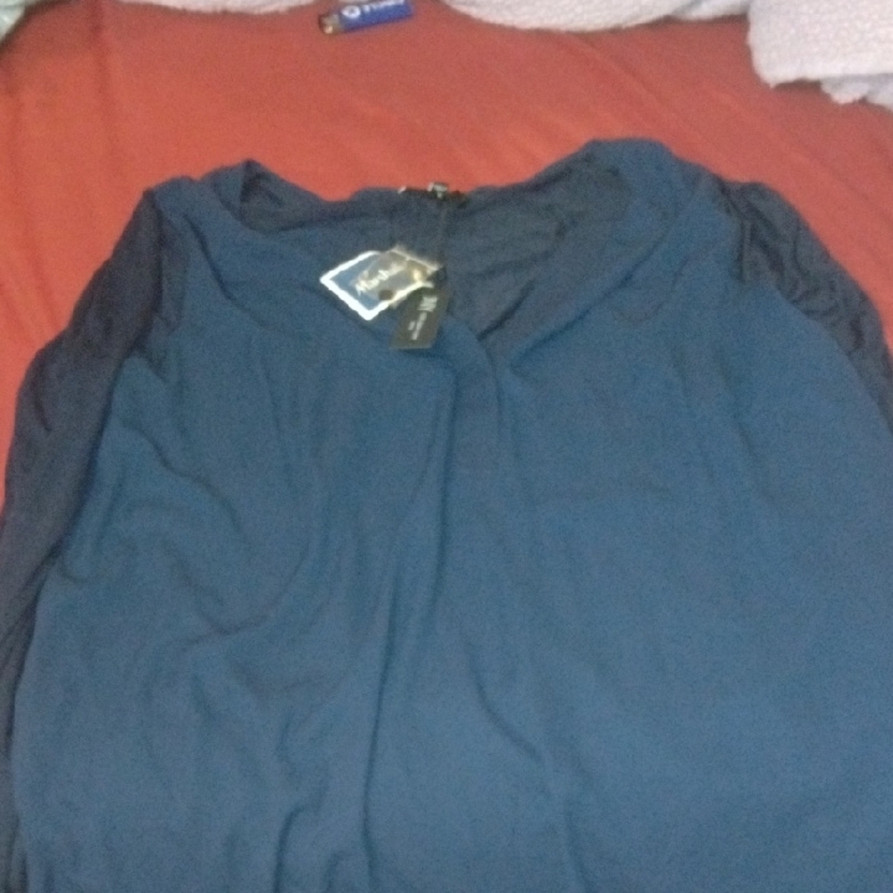 Jones New York Blue Blouse Soft Fabric Crew Neck